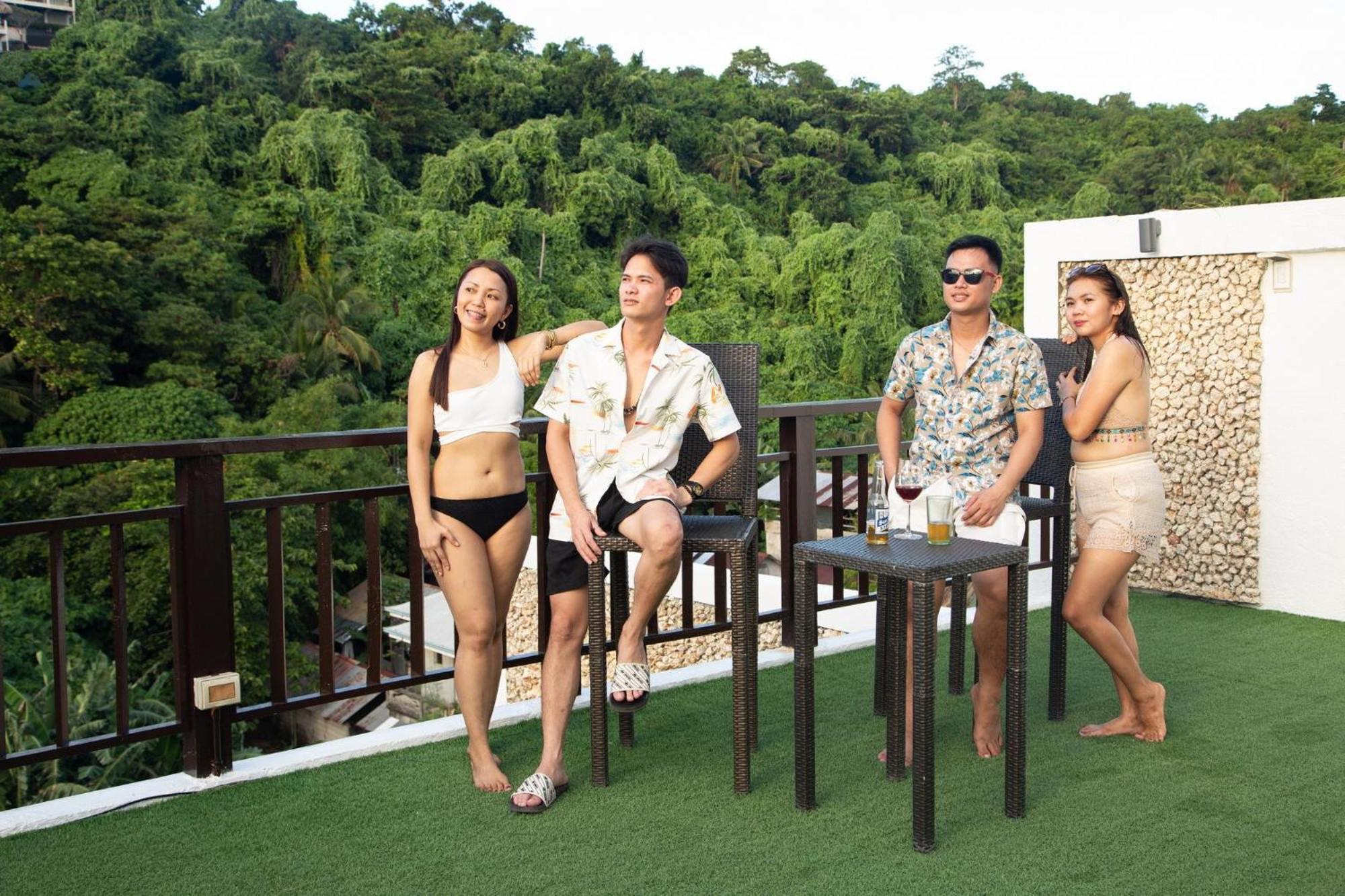 Chillax Boracay Hostel Yapak Buitenkant foto