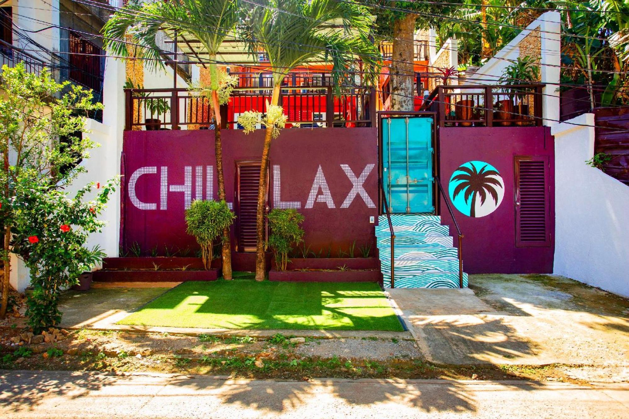 Chillax Boracay Hostel Yapak Buitenkant foto